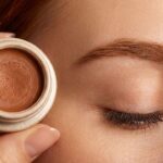 Make Your Own Natural Eyebrow Gel Using Aloe Vera and Cocoa Powder for Soft Defined Brows